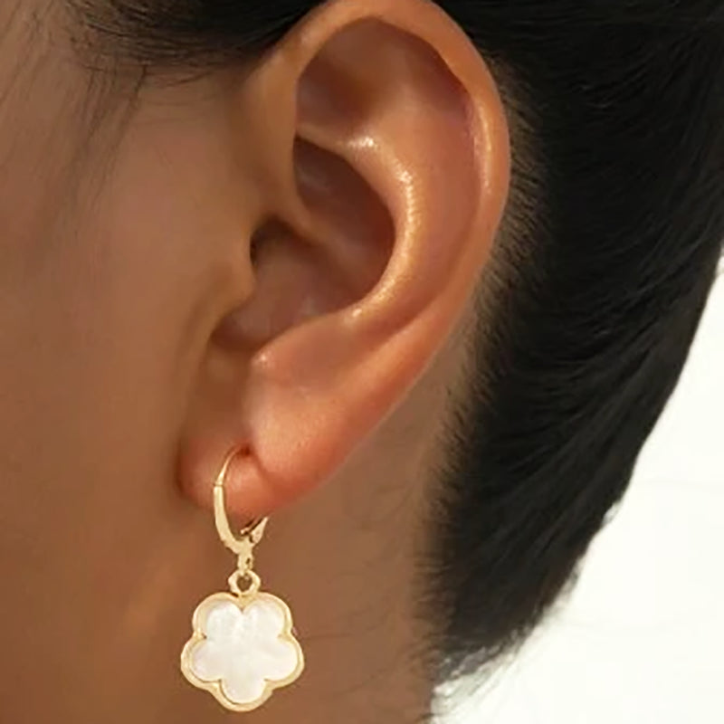 Five-Leaf Flower Earrings - White