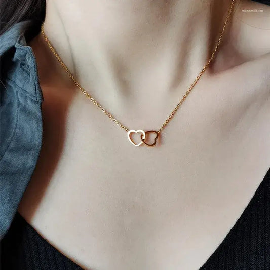 Gold interlocking hearts necklace