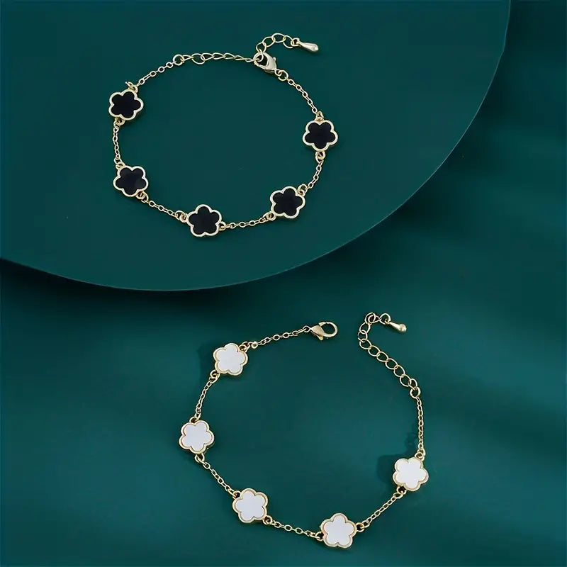 White five-leaf flower bracelet with 18k gold plating