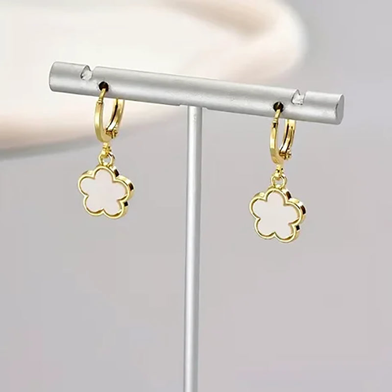 Five-Leaf Flower Earrings - White