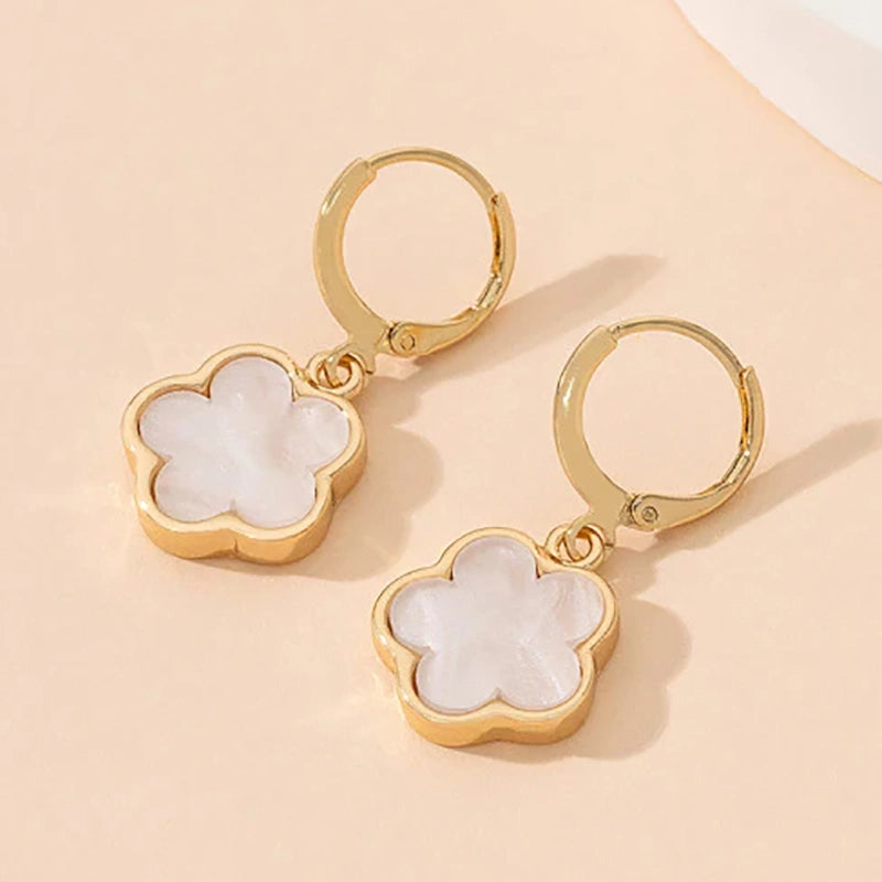 Five-Leaf Flower Earrings - White