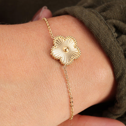 A five-leaf clover bracelet